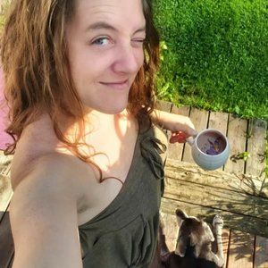 Meet your Posher, Elsee